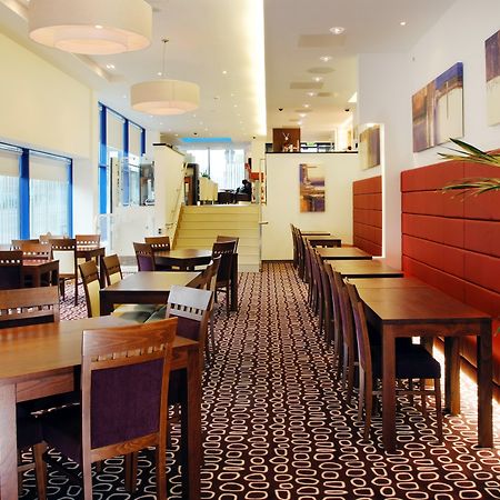 Holiday Inn Express London Golders Green, An Ihg Hotel Финчли Ресторан фото