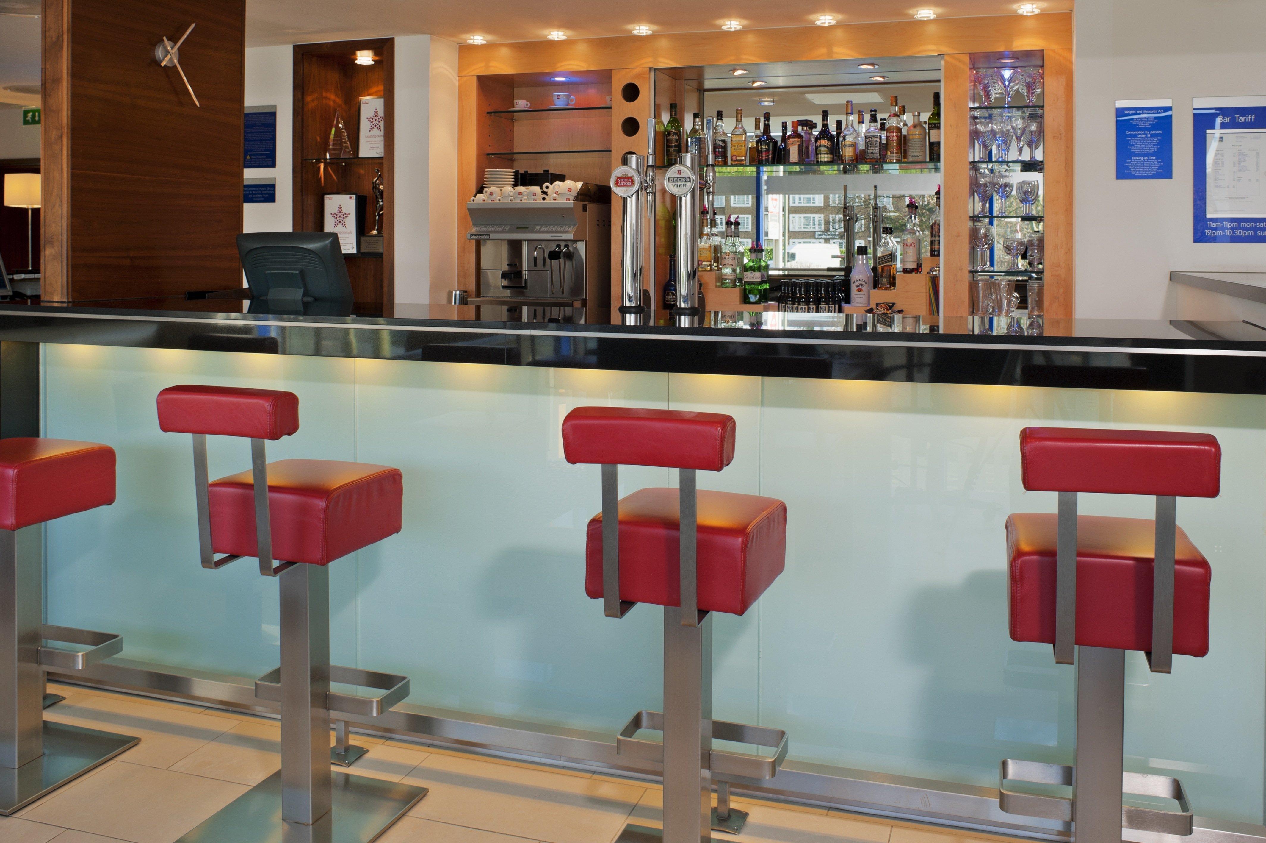 Holiday Inn Express London Golders Green, An Ihg Hotel Финчли Экстерьер фото