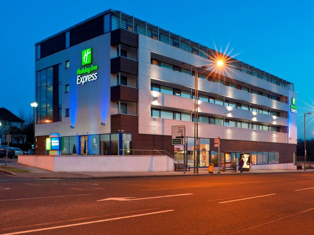 Holiday Inn Express London Golders Green, An Ihg Hotel Финчли Экстерьер фото