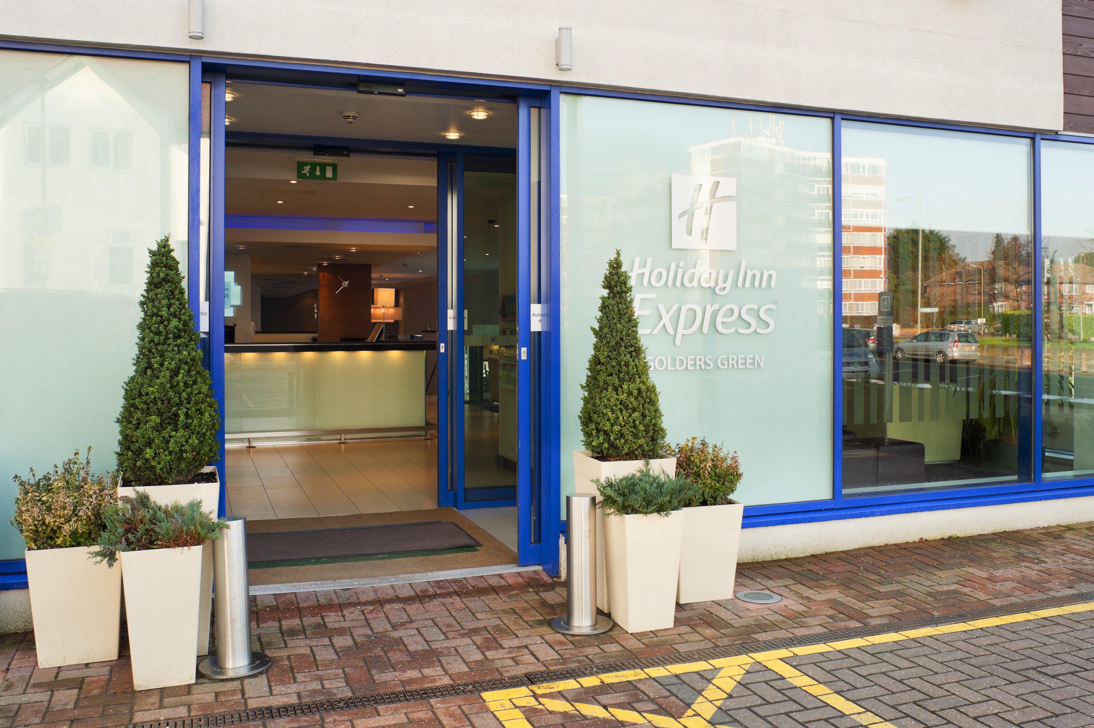 Holiday Inn Express London Golders Green, An Ihg Hotel Финчли Экстерьер фото