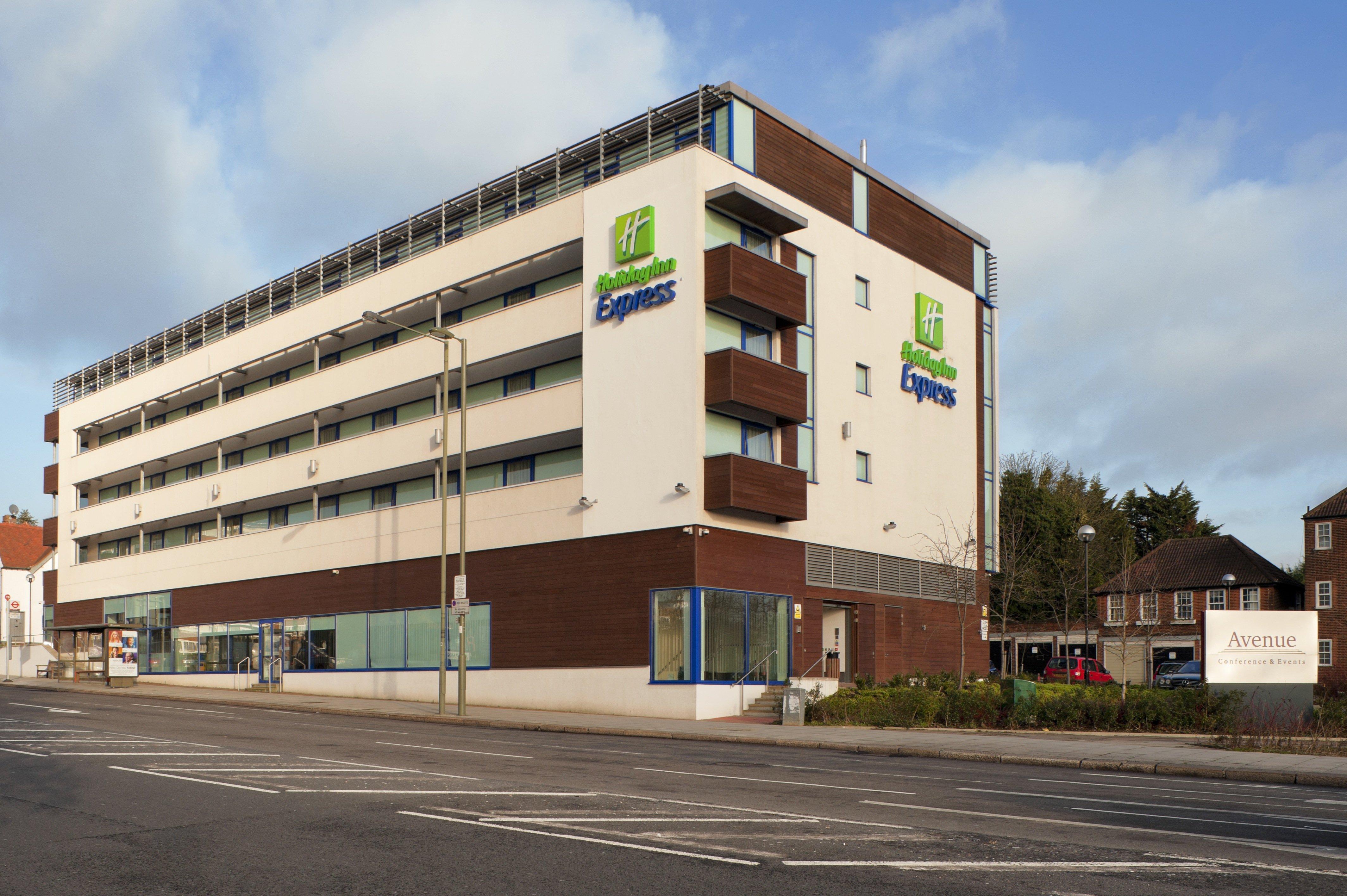 Holiday Inn Express London Golders Green, An Ihg Hotel Финчли Экстерьер фото