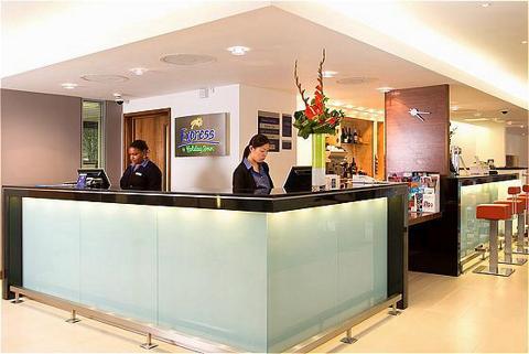 Holiday Inn Express London Golders Green, An Ihg Hotel Финчли Экстерьер фото